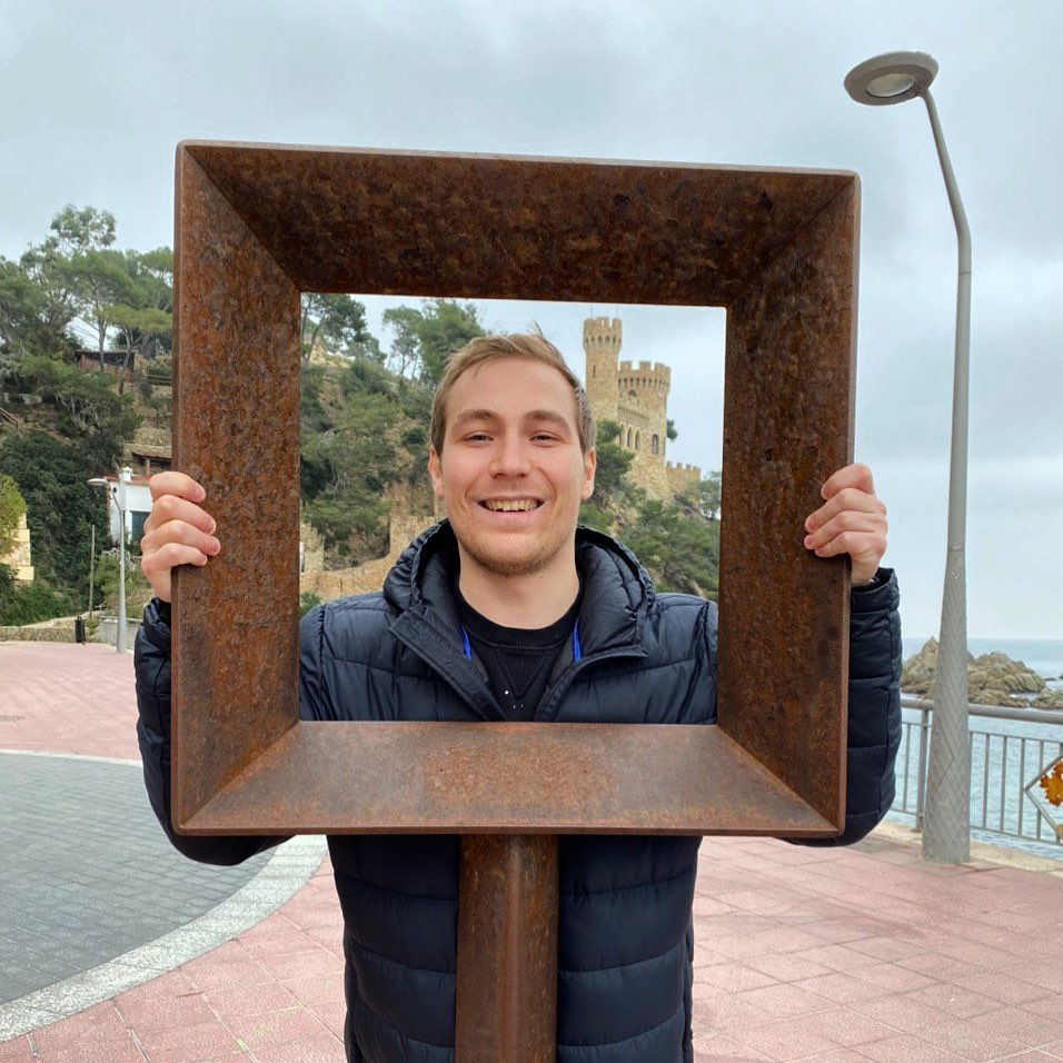 Aleksei Deriushev - Senior Front-end Engineer